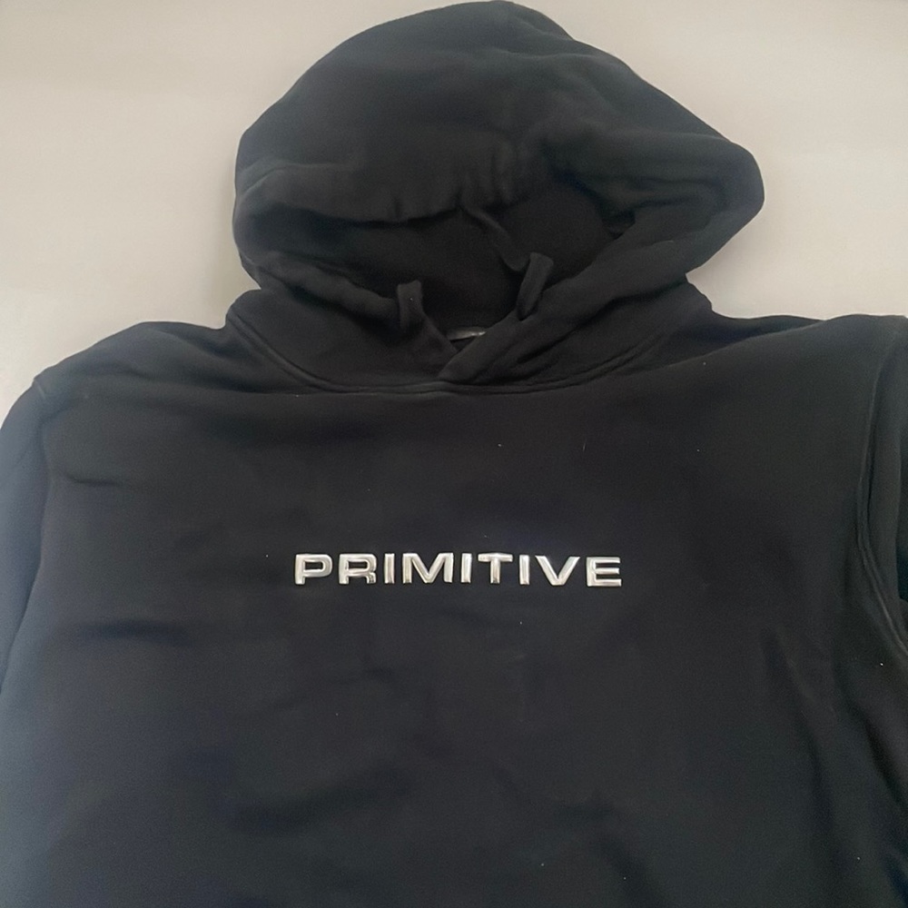 HEAVYWEIGHT HOODIE